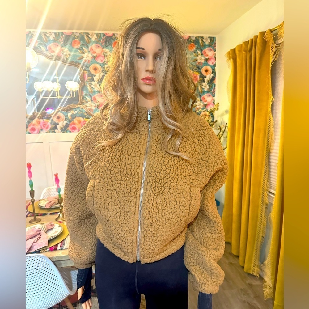 EXPRESS brown fuzzy cropped coat sz XXS
